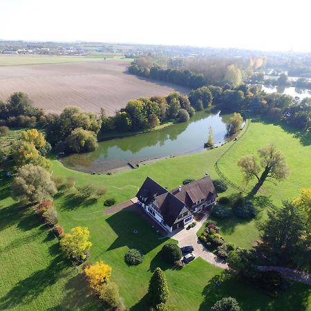 Domaine D'Aveluy Bed & Breakfast Екстериор снимка