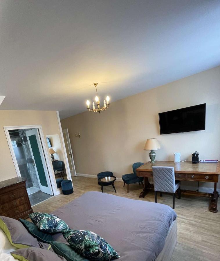 Domaine D'Aveluy Bed & Breakfast Екстериор снимка
