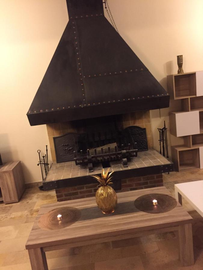 Domaine D'Aveluy Bed & Breakfast Екстериор снимка